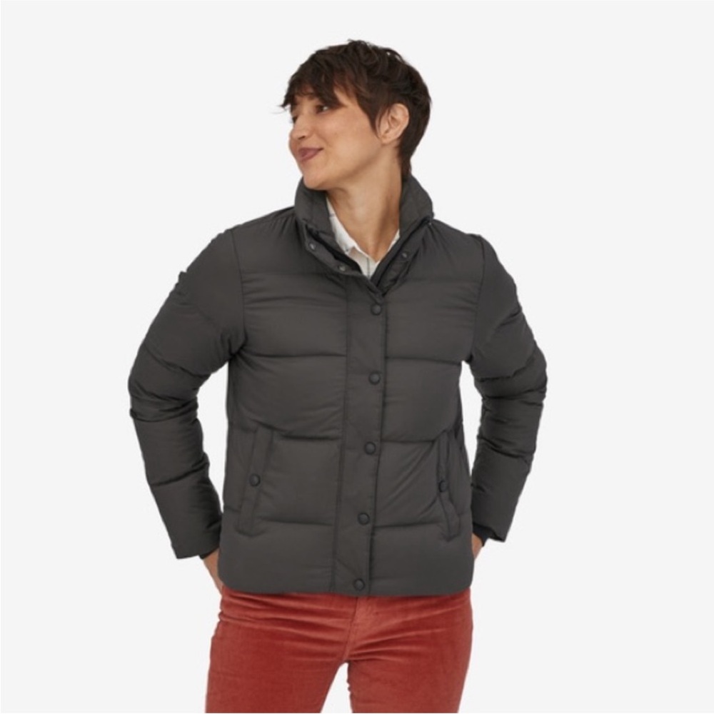 Patagonia Women's Silent Down Jacket | Black Size Small